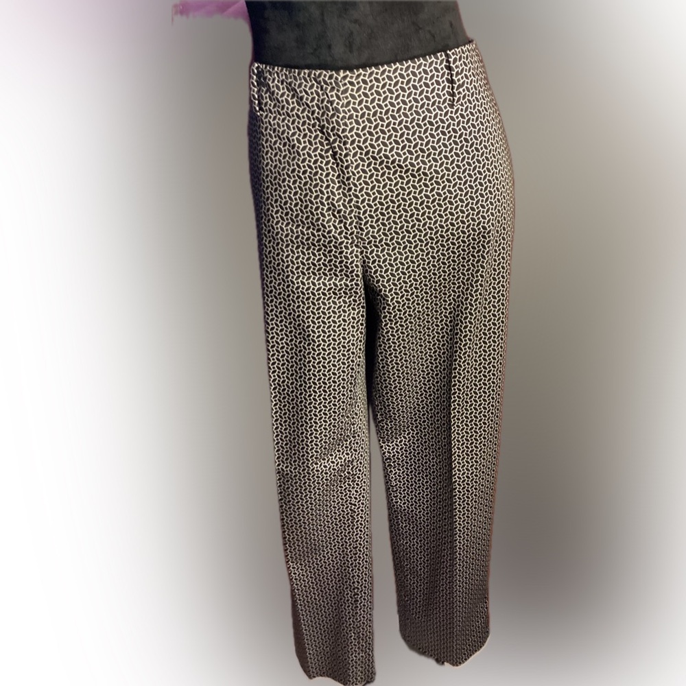 TALBOTS stretch slacks size 10 black & white print, straight legged.